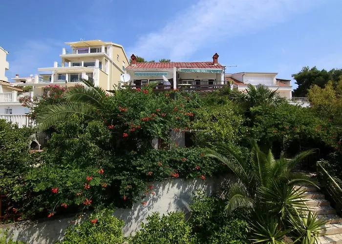 Vladimir Apartment *